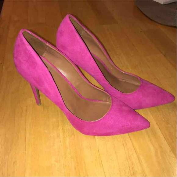 Fucshia pumps - Picture 2 of 2